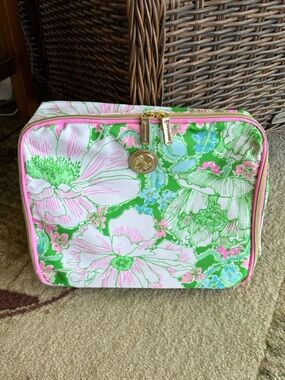 NWOT Lilly Pulitzer Pink & Green Floral Mult Purpose Bag